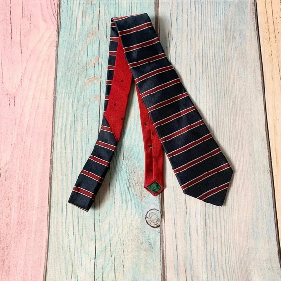 Tommy Hilfiger stripes and stars tie - Picture 1 of 5